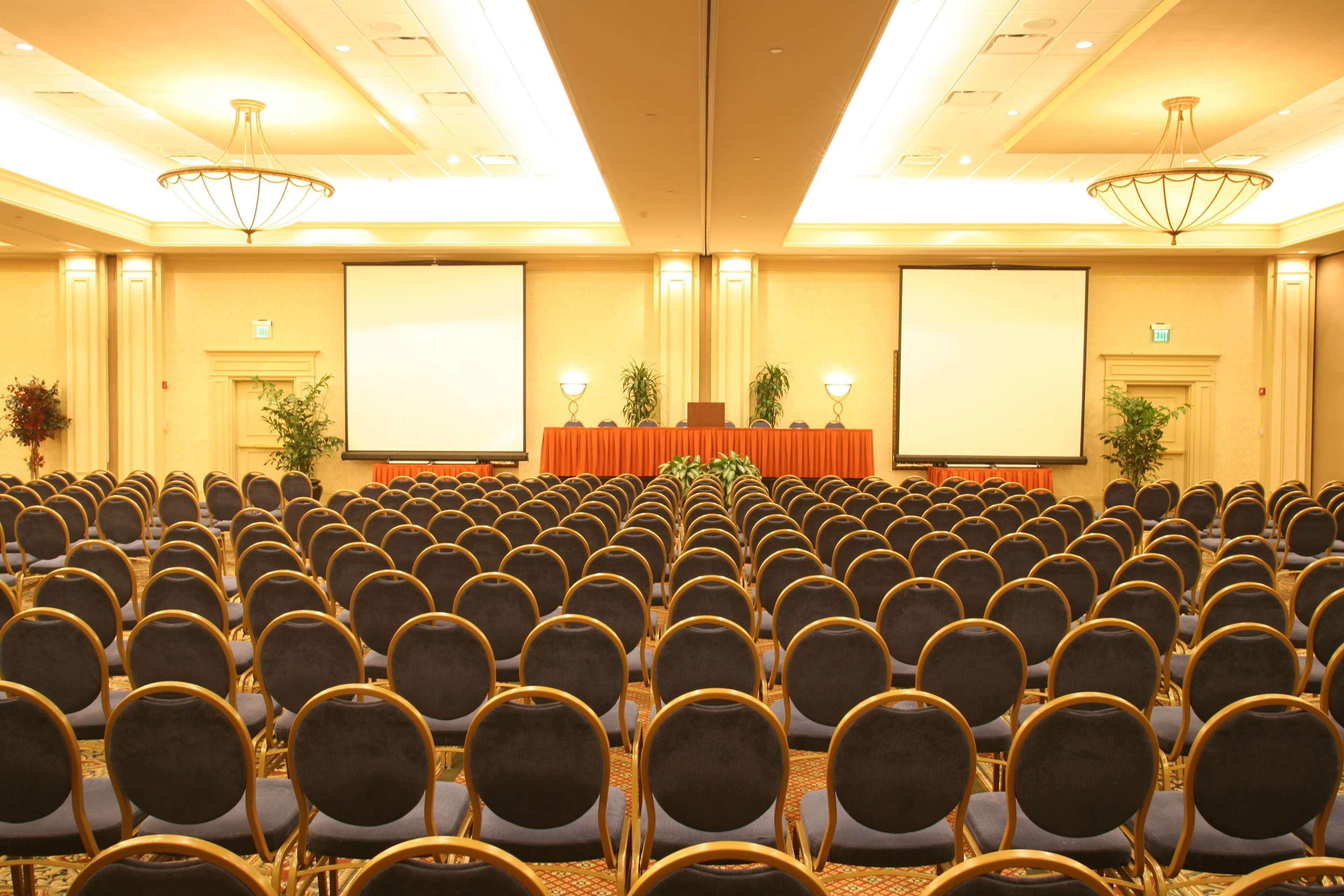 Hilton Garden Inn Suffolk Riverfront Esterno foto
