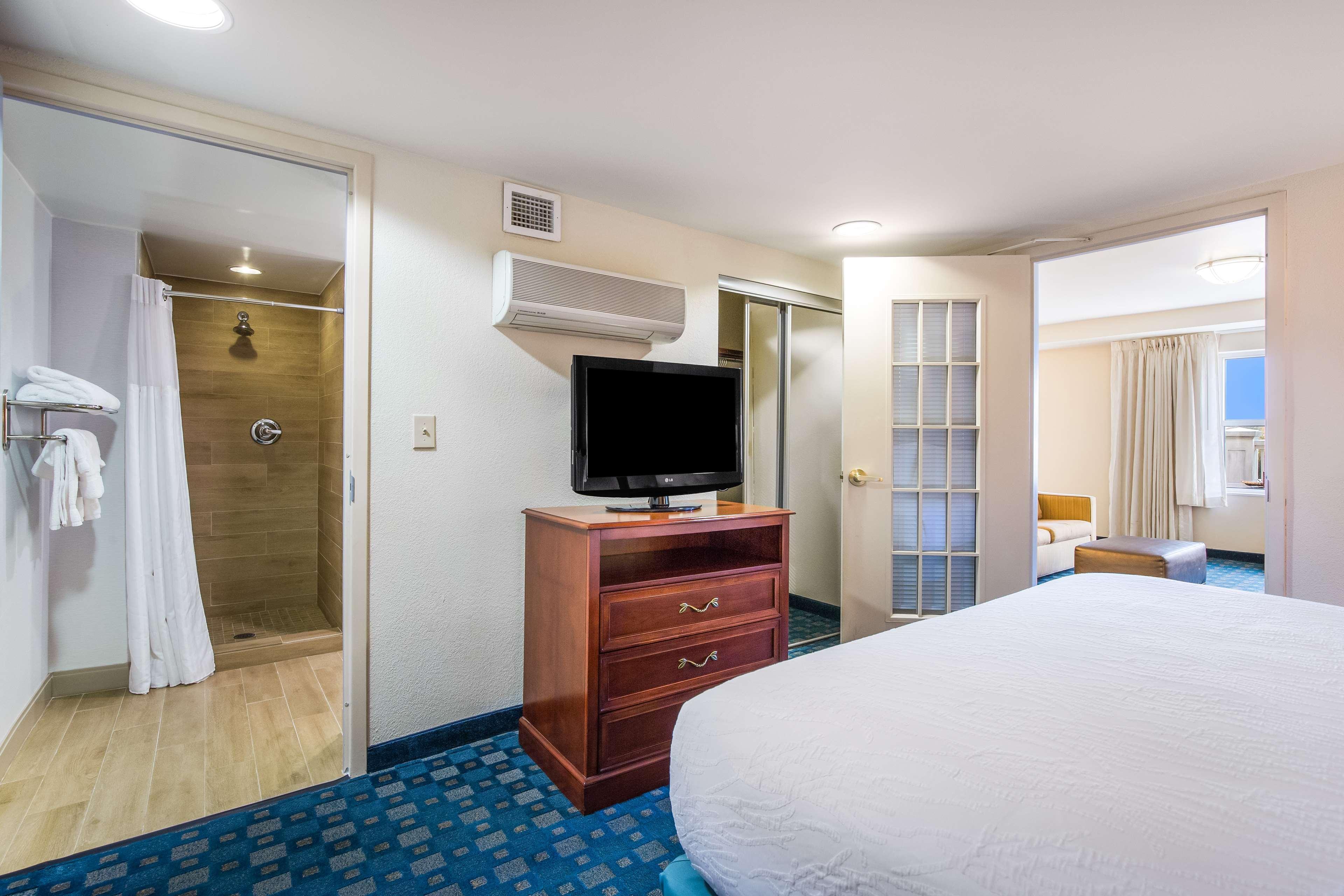 Hilton Garden Inn Suffolk Riverfront Esterno foto