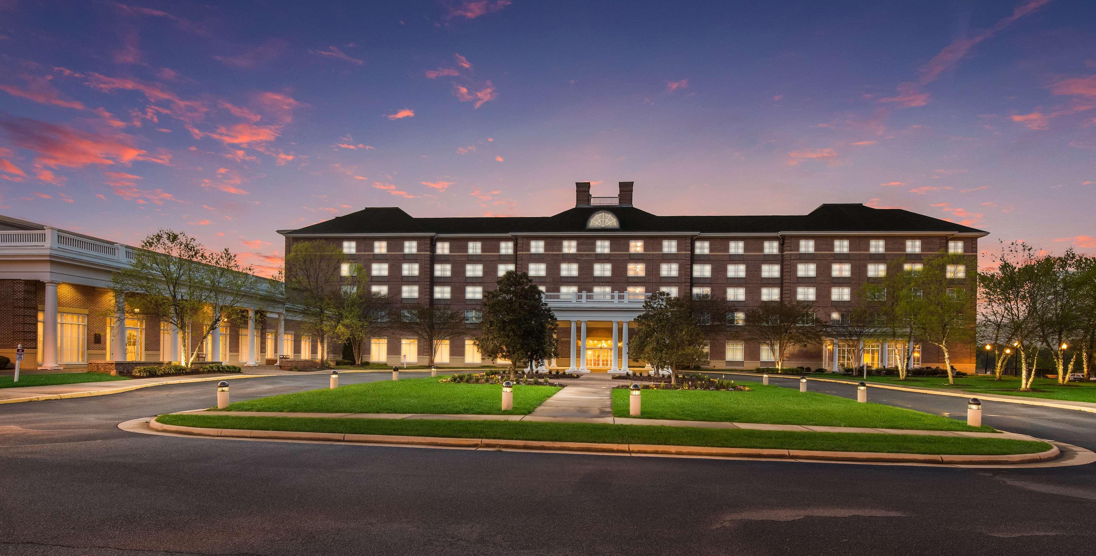 Hilton Garden Inn Suffolk Riverfront Esterno foto