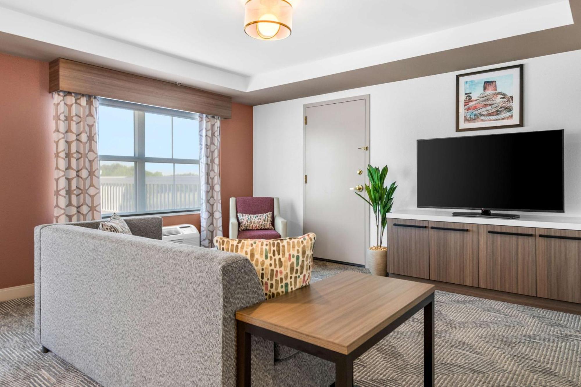 Hilton Garden Inn Suffolk Riverfront Esterno foto