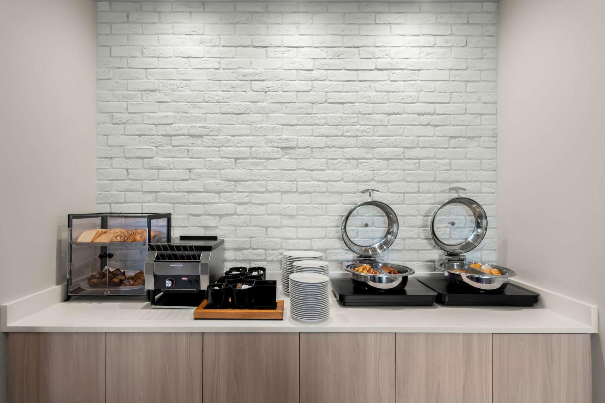 Hilton Garden Inn Suffolk Riverfront Esterno foto